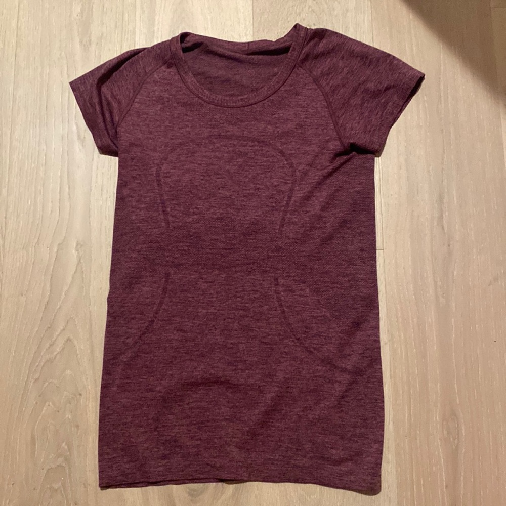 rare lululemon swiftly tech size 6!!